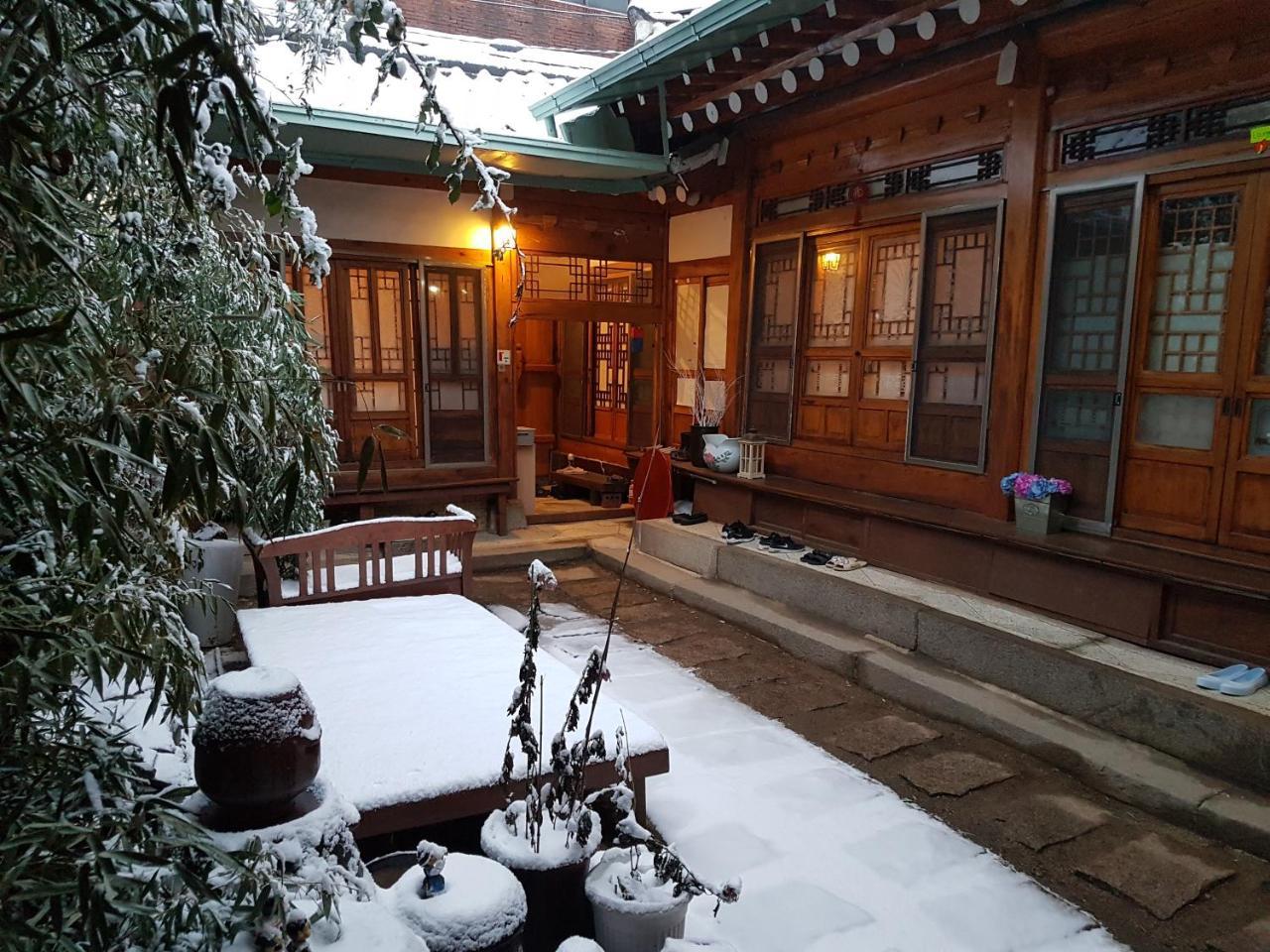 Gongsimga Hanok Guesthouse Seoul Eksteriør billede